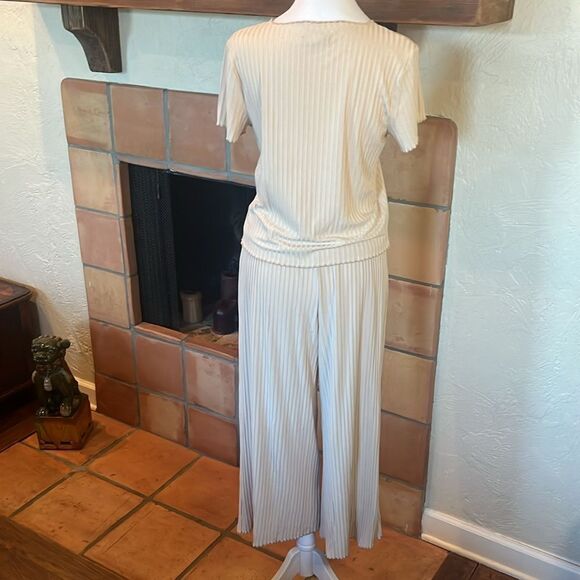 ALFANI INTIMATES RIBBED CROPPED PAJAMA PANTS SET, Cream, size M - Picture 6 of 12